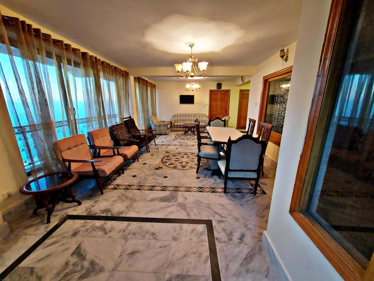 Отель Shahrukh Heights Муррее Экстерьер фото